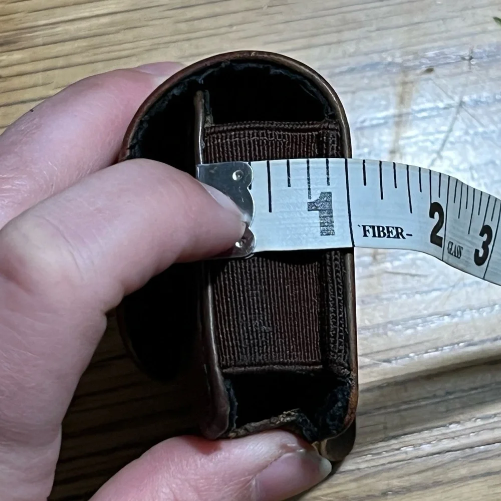 Vintage Il Bisonte Brown Leather Belt Wallet Snap Closure